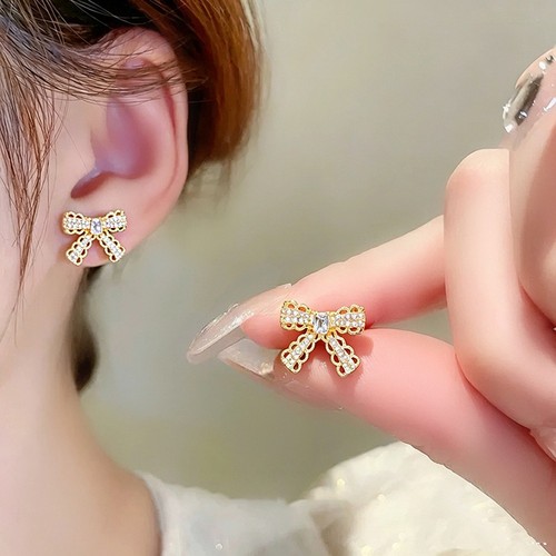 Orecchini fiocco design